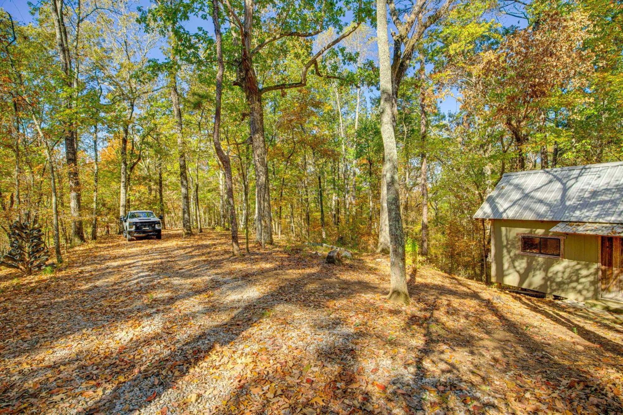 Secluded Tallassee Cabin With Fire Pit And Porch! Dış mekan fotoğraf